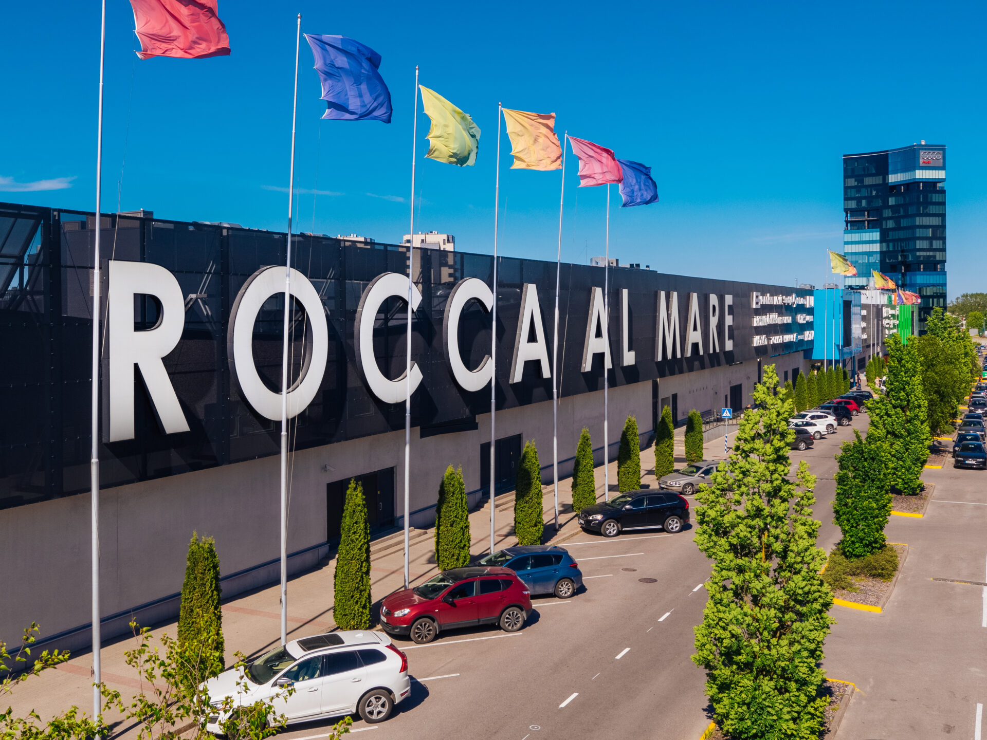 Rocca Al Mare shopping centre